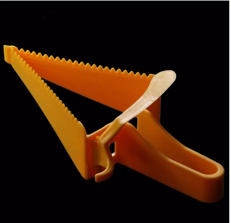 Creative Cake Cut Kitchen Practical Cake Triangle Cut Safety Plastic Shaped Knife CJ Dropshipping 
